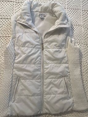 Liz Claiborne Cream Quilted Puffer Vest with Textured Side Panels White Sz M